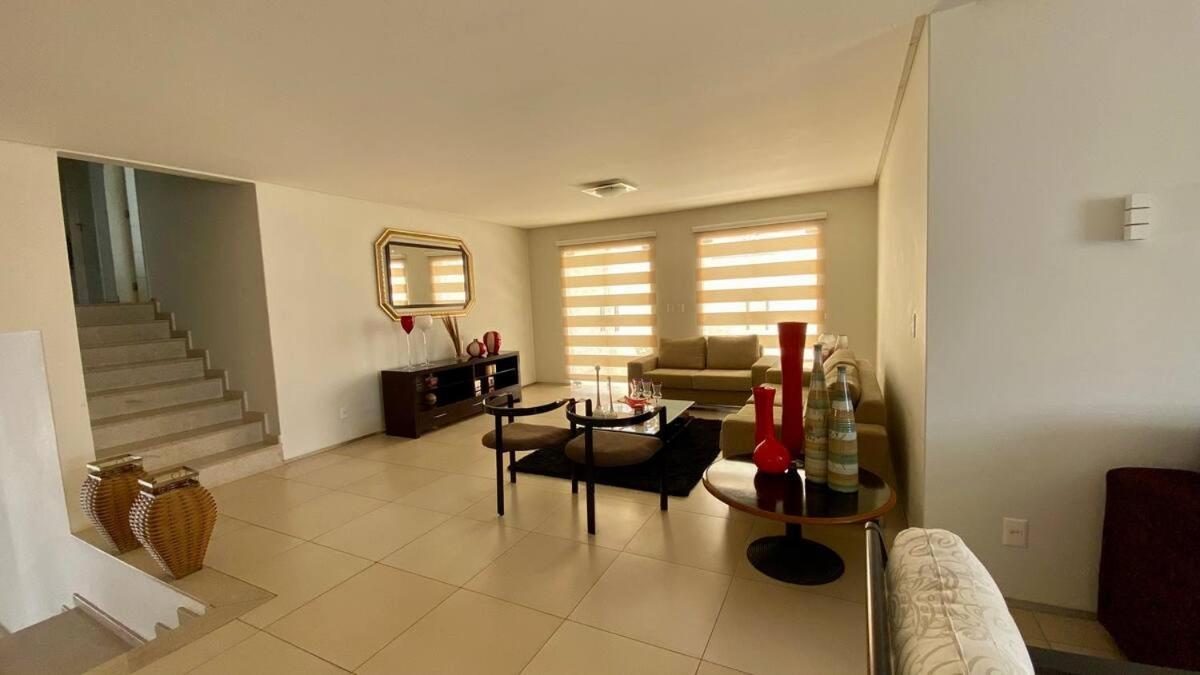 Homestay Casa Charmosa Com Piscina - Quartos Privativos